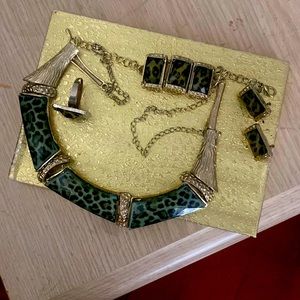 Complete set accessories for your any outfit